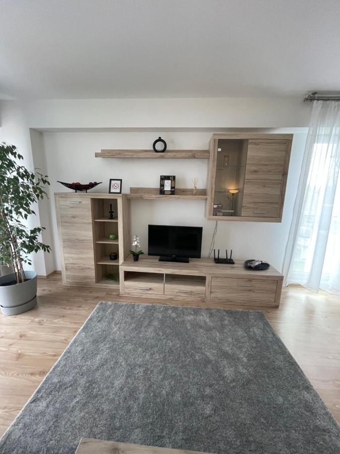 Relaxing Bucharest Airport Residences & Therme-Self Check-In Otopeni Buitenkant foto