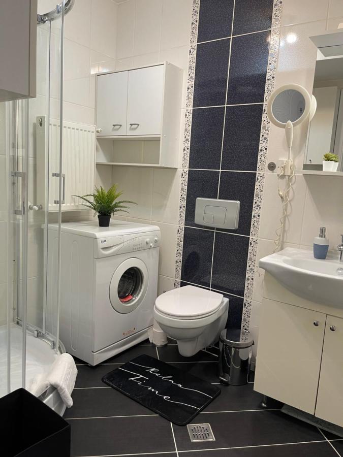 Relaxing Bucharest Airport Residences & Therme-Self Check-In Otopeni Buitenkant foto