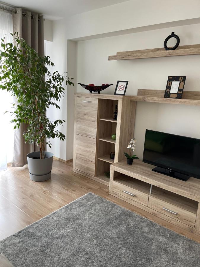 Relaxing Bucharest Airport Residences & Therme-Self Check-In Otopeni Buitenkant foto