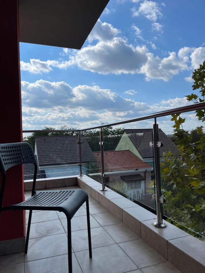 Relaxing Bucharest Airport Residences & Therme-Self Check-In Otopeni Buitenkant foto