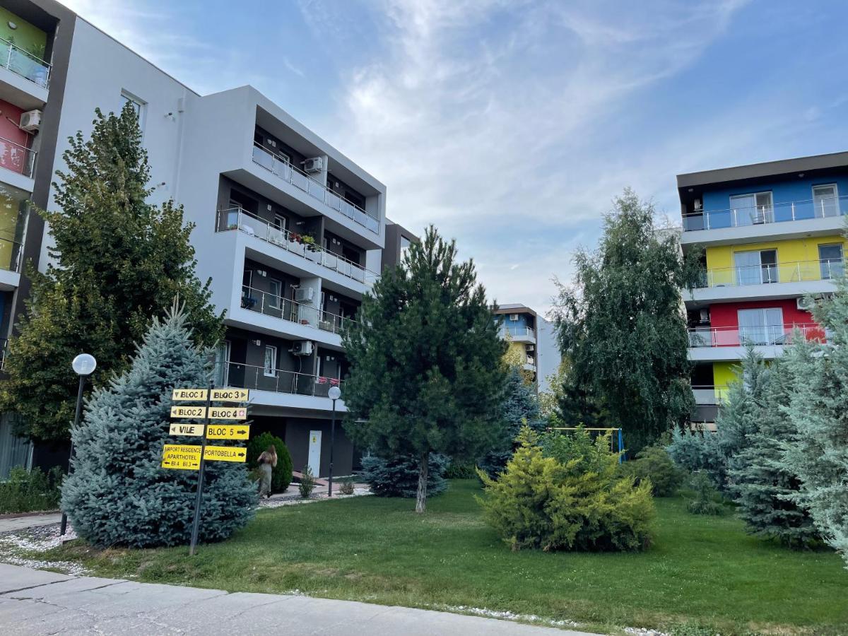 Relaxing Bucharest Airport Residences & Therme-Self Check-In Otopeni Buitenkant foto