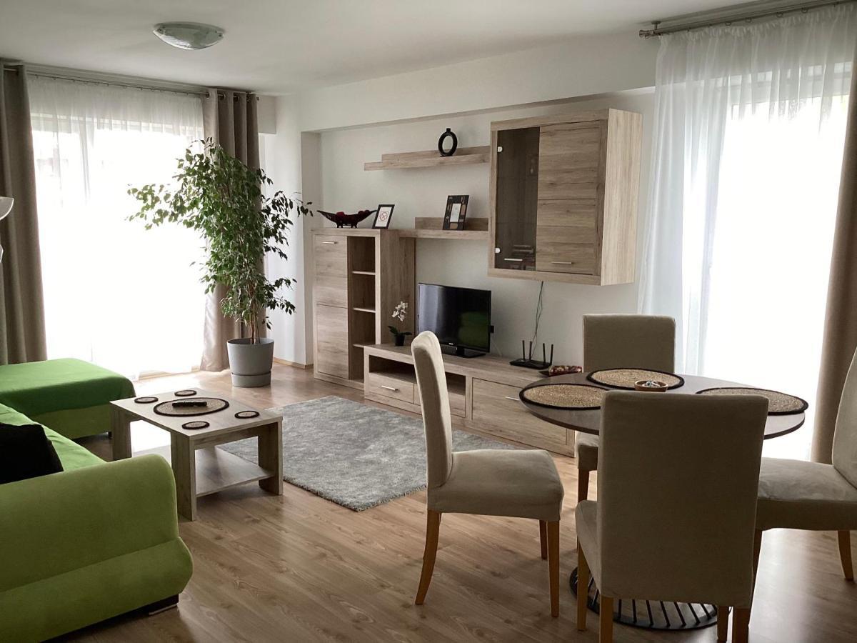 Relaxing Bucharest Airport Residences & Therme-Self Check-In Otopeni Buitenkant foto